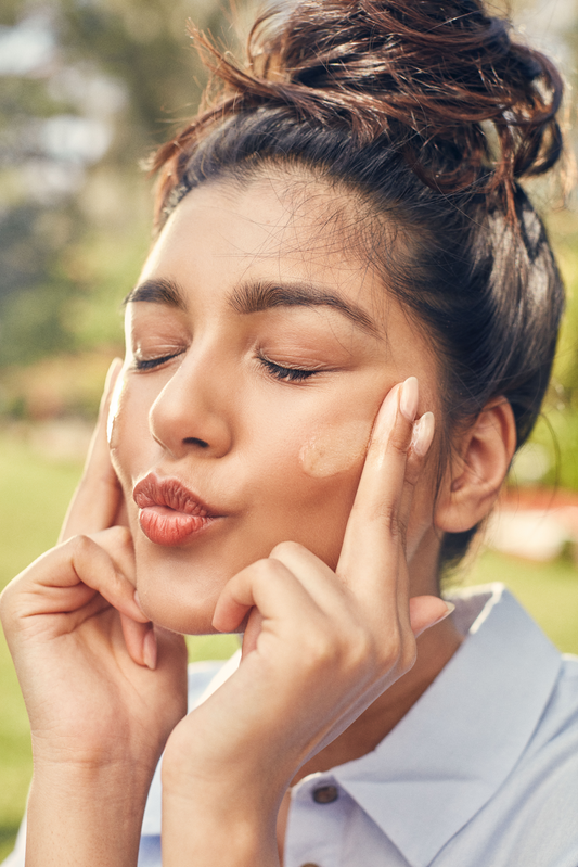 Niacinamide and Vitamin C: An ingredient combination for brighter skin